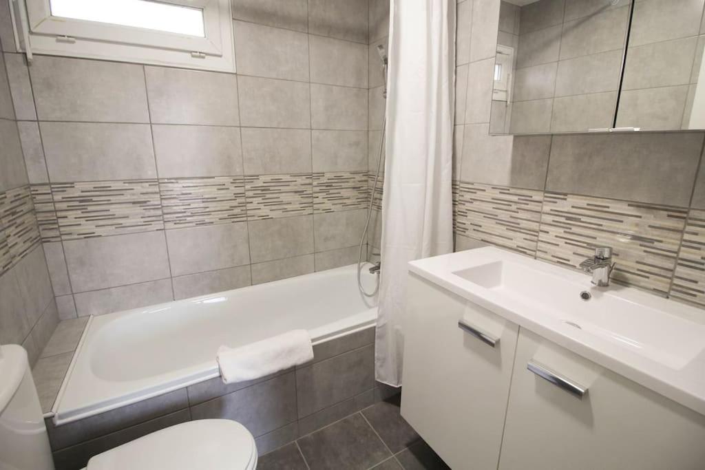 Apartamento Joli T2 Renove / Wifi / Grand Parking Prive La Couronne  Exterior foto